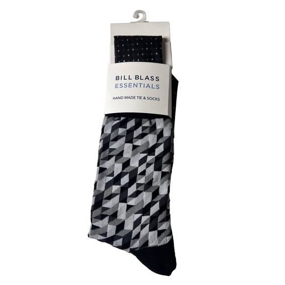 Bill Blass Essentials Handmade Tie and Socks Combo Pack NWT - Picture 1 of 8